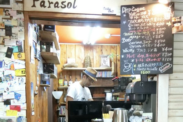 CafeParasol カフェパラソルは国際通り裏路地のおすすめカフェ